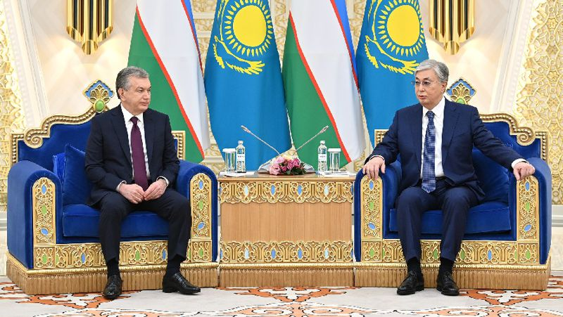 Қазақстан мен Өзбекстан президенттері Нұр-Сұлтанда кездесті